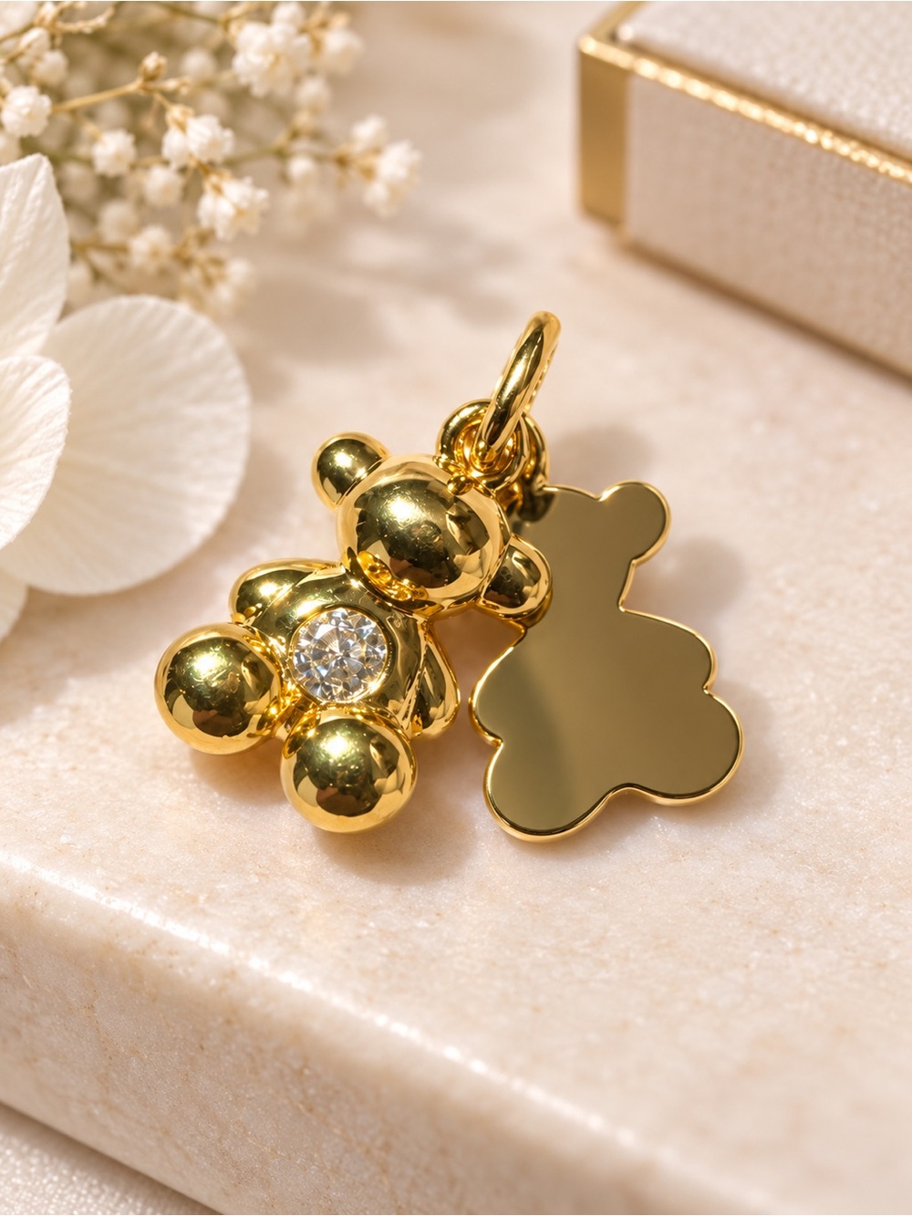 Sterling silver 925 vermeil Bold Bear Pendant with Crystal Gold Lightweight 1.6